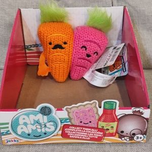 Ami Amis Carrot Couple Plush NWT